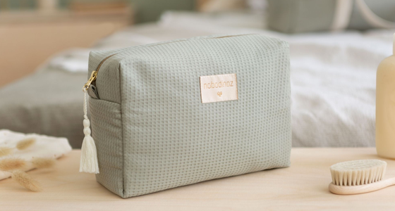 TROUSSE DE TOILETTE BÉBÉ