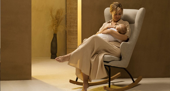 FAUTEUIL D'ALLAITEMENT