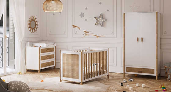 Lit bébé à barreaux