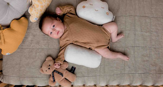 Matelas, cale bébé et plan incliné bébé